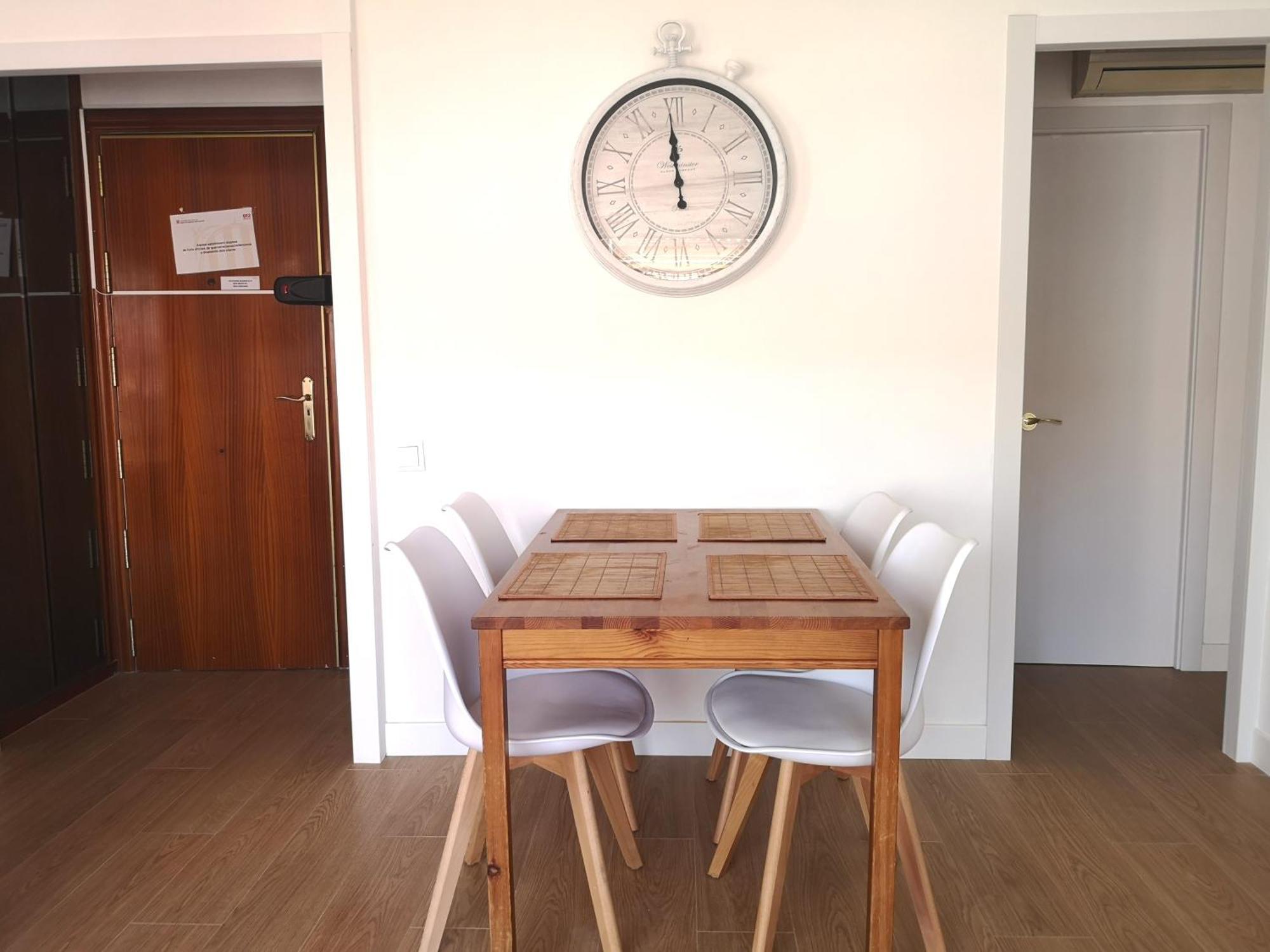 Aparteasy - Atic Sants Barcelona Exterior photo