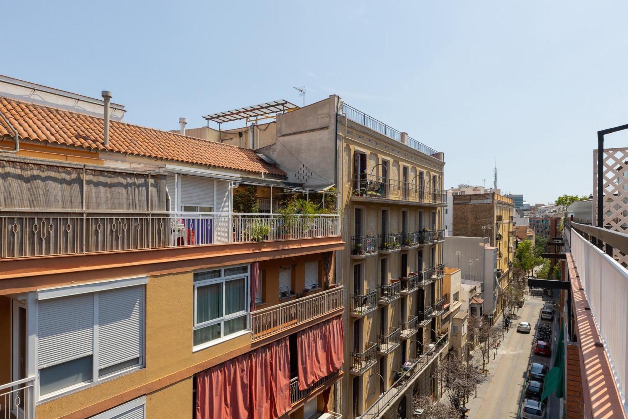 Aparteasy - Atic Sants Barcelona Exterior photo
